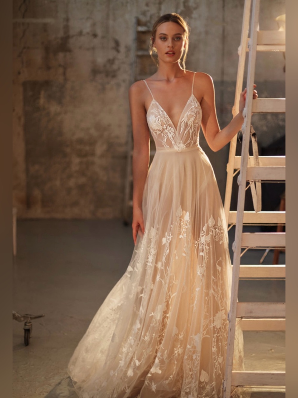 Elegant A-Line Wedding Dress